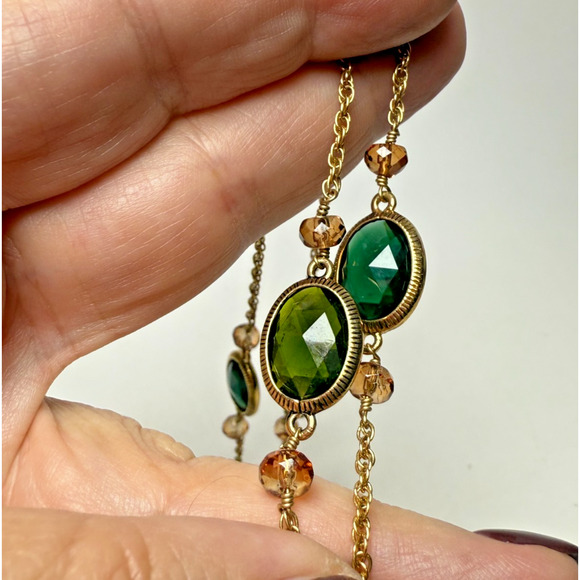 Vintage 40" Monet Gold Tone Jewel Tones Station Necklace Green Purple Faceted - Picture 6 of 6